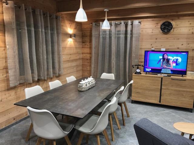 Chalet La Grange Орон Екстериор снимка